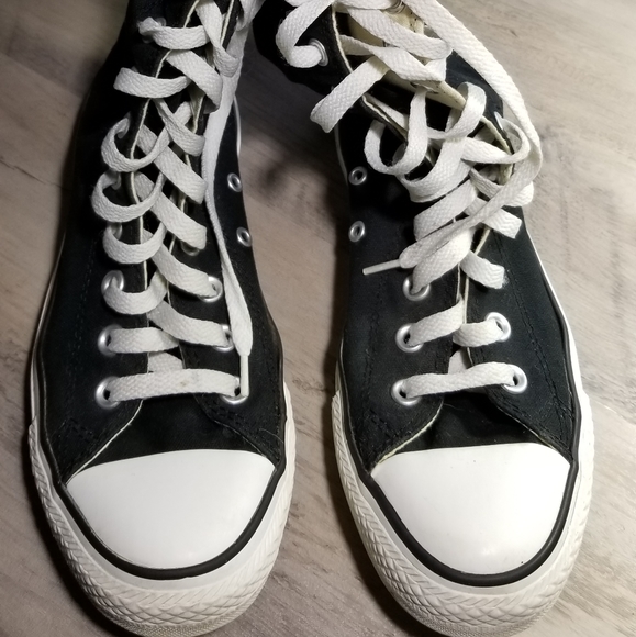 Converse Chuck Taylor All-Stars Tall Sneaker W7 M5 - Picture 2 of 8